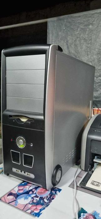 Компьютер в комплекте процессор DDR 3, монитор, принтер, сканер