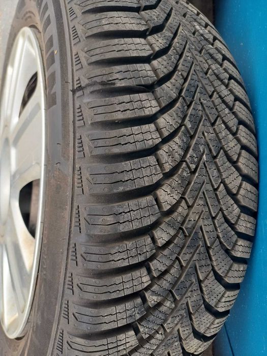 4 roți iarnă Ford Focus / C-Max R16 205/55 R16 – DOT 2025 + capace
