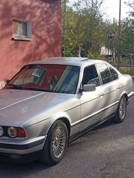BMW 520i , 1993 года выпуска