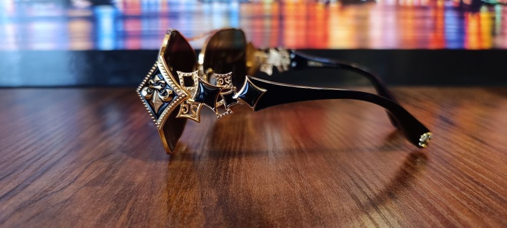 Культовые женские очки от бренда Afflection