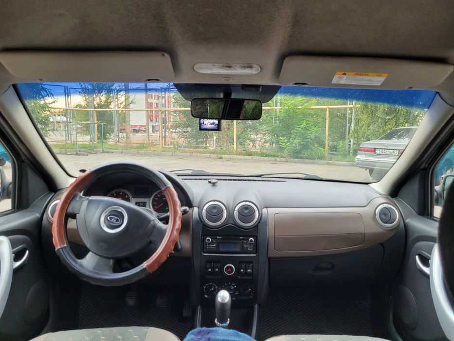 Продам Lada Largus