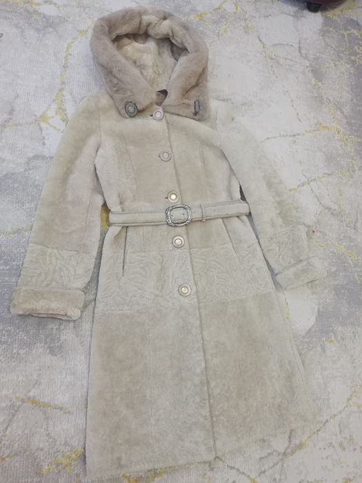 Продам мутоновую шубу