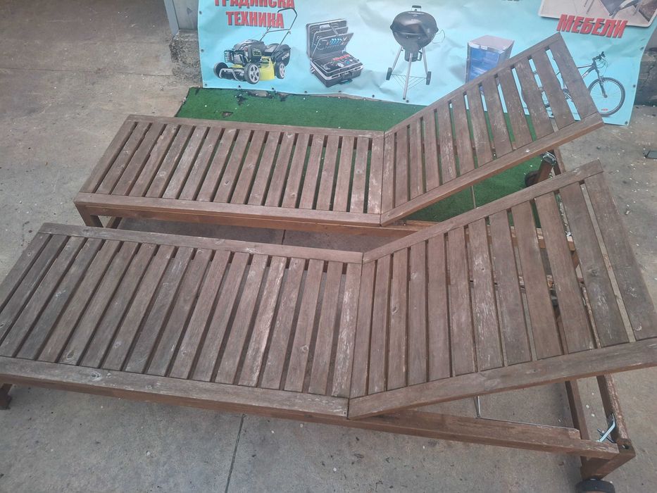 Дървен шезлонг ..