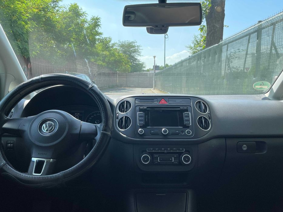 Volkswagen Golf VI Plus / Variant 1.6 TDI (105 CP) – Ediția Team