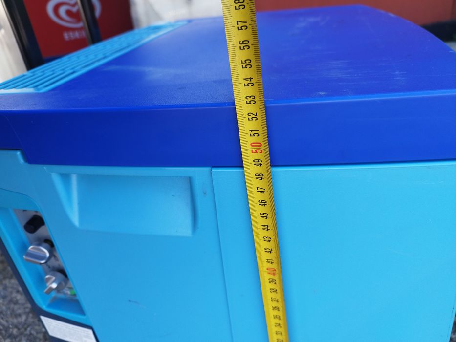 Хладилник 12v /220v / газ