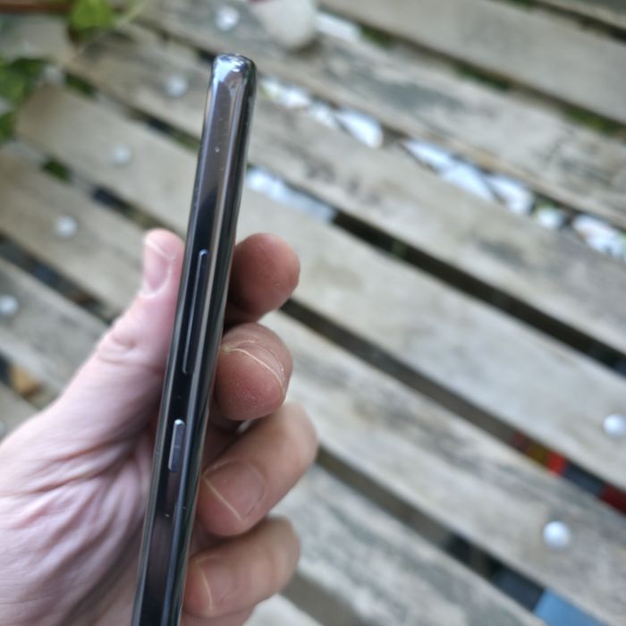 Продава се Huawei Mate 10 Pro