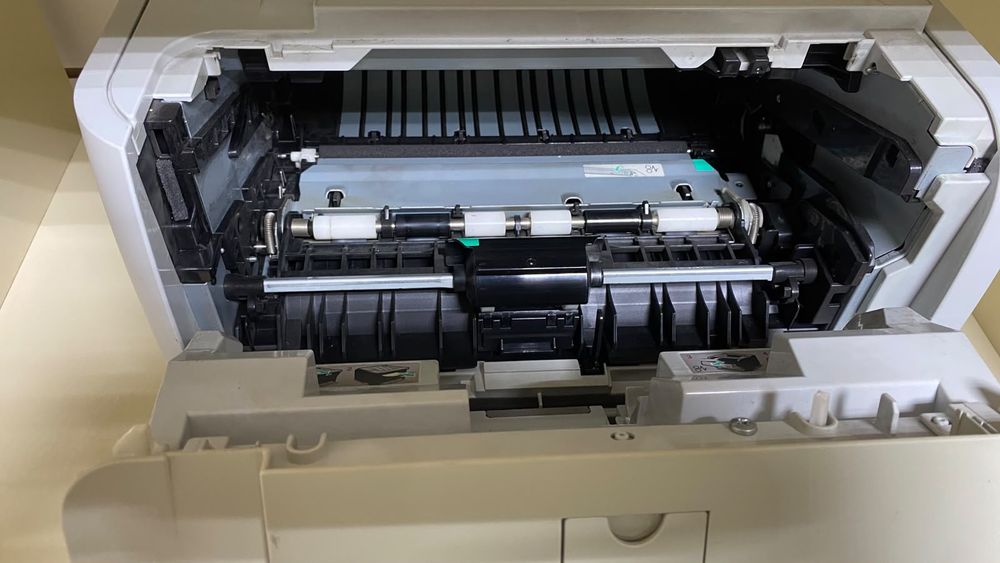 Продам HP LaserJet P2035