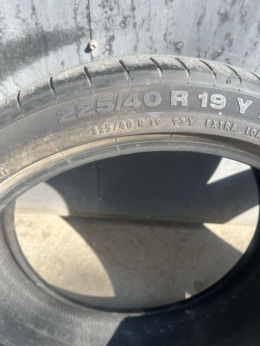 225/40/19 пара шины Continental