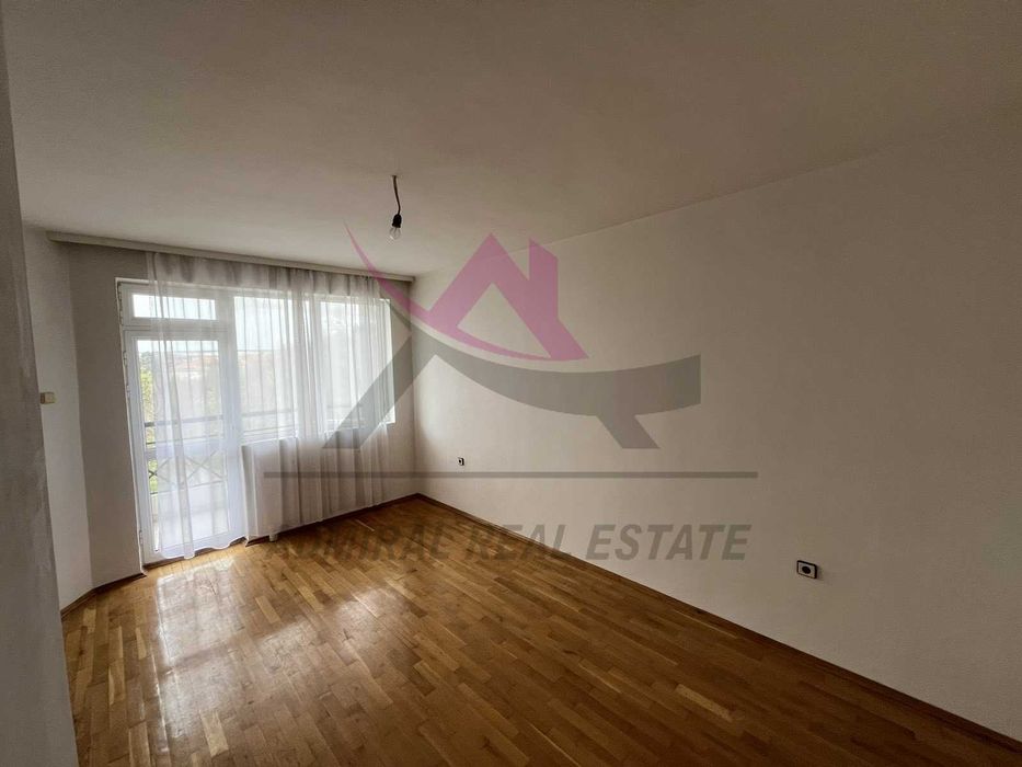 Продава се Многостаен апартамент в Варна, Аспарухово - 108 кв.м за 1574 €/кв.м - Снимка #1