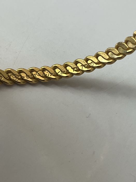 Златна гривна 22 карата