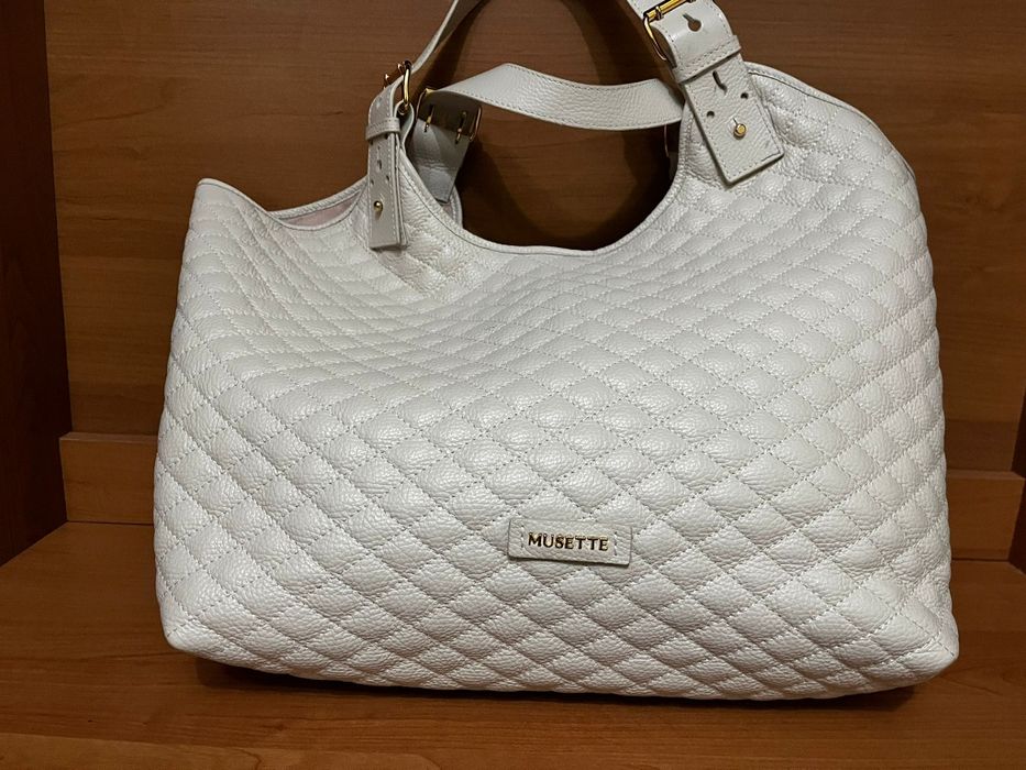 Geantă Musette din piele naturală matlasată - Stare excelentă