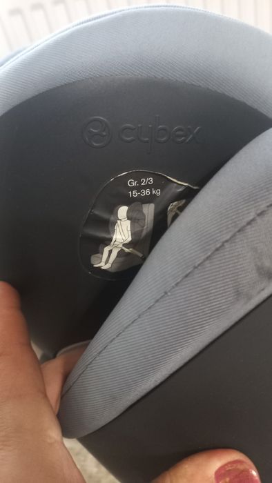 Cybex pallas cu husa de vara 
Scaunul arata