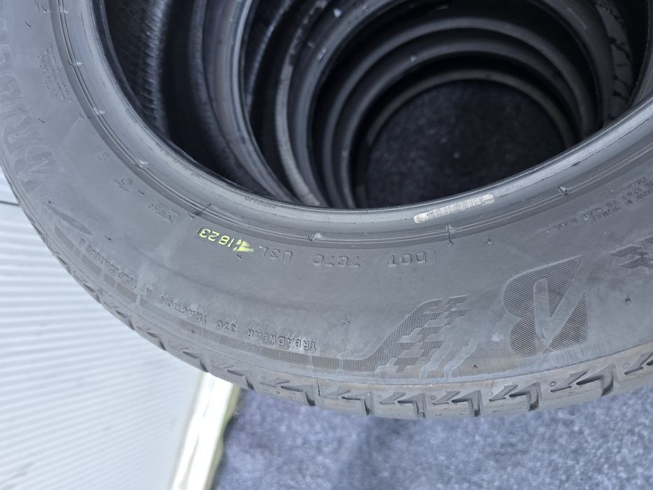 235 55 18 bridgestone CA NOI