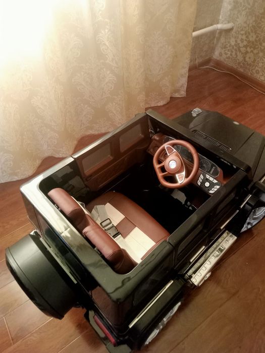 Продам геленваген детскии двухместный