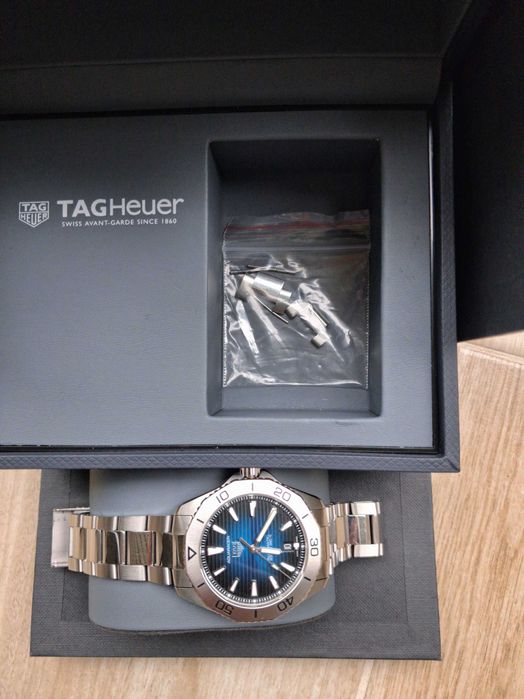 Tag Heuer Aquaracer Professional 200 Date