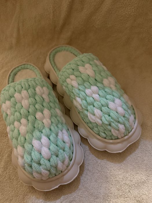 Тапочки вязанные