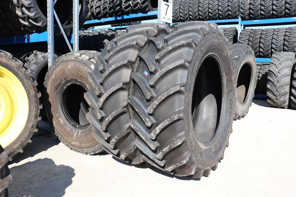 Cauciucuri Radiale 650/65R42 Mitas Noi pentru Tractor Case Pret cu TVA