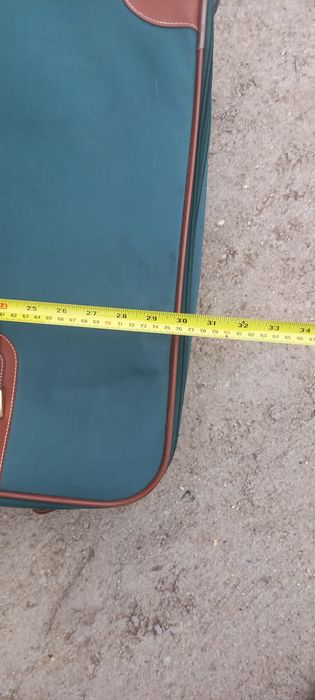 Куфар за багаж на колeла