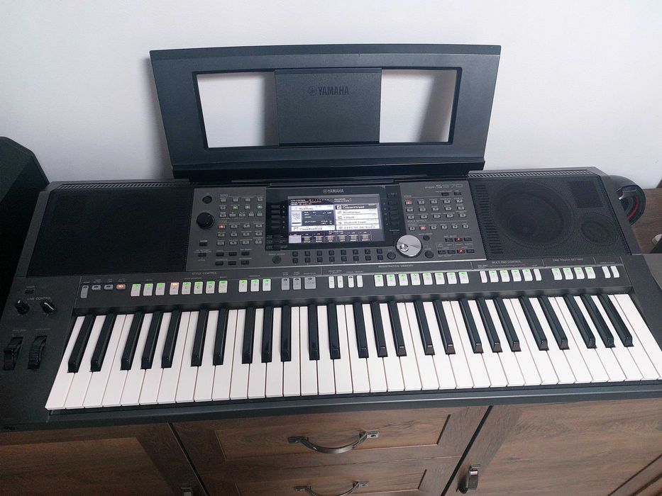 Vand Yamaha PSR S970