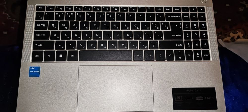 Ноутбук Acer Aspire Lite AL15-32P / N4500 / 8 ГБ / SSD 256 ГБ /