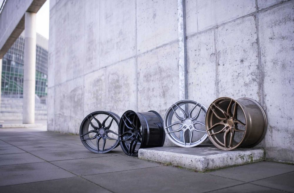 Jante Concaver CVR3 pentru Ford Mustang / BMW M3 M4 M5 / Audi RS