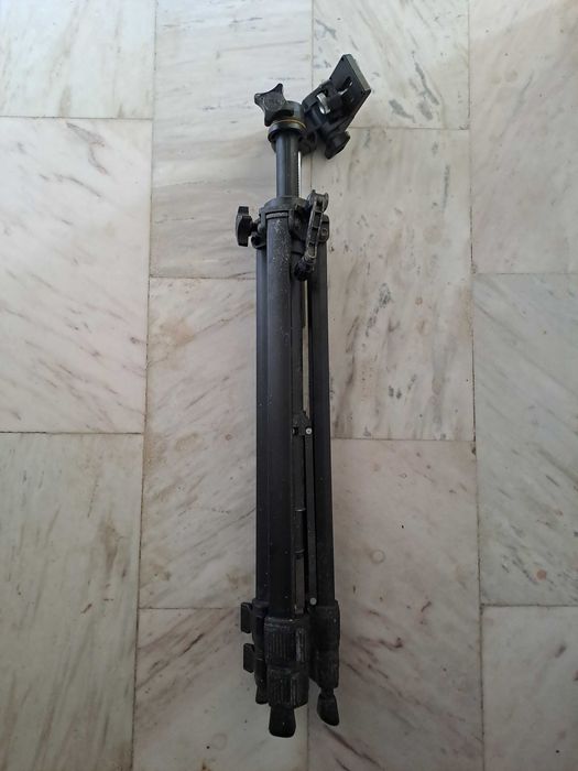 Статив триножник Velbon light 450 D