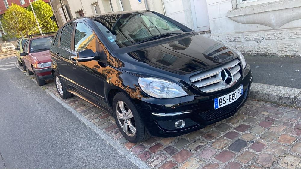 Mercedes-Benz  B-Class 180D 2010
