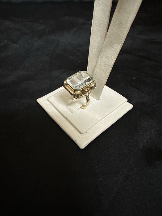 Inel din aur de 14k cu acuamarin