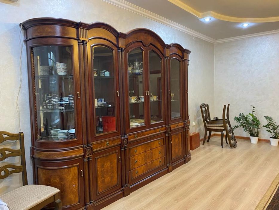 Стенка в гостиную