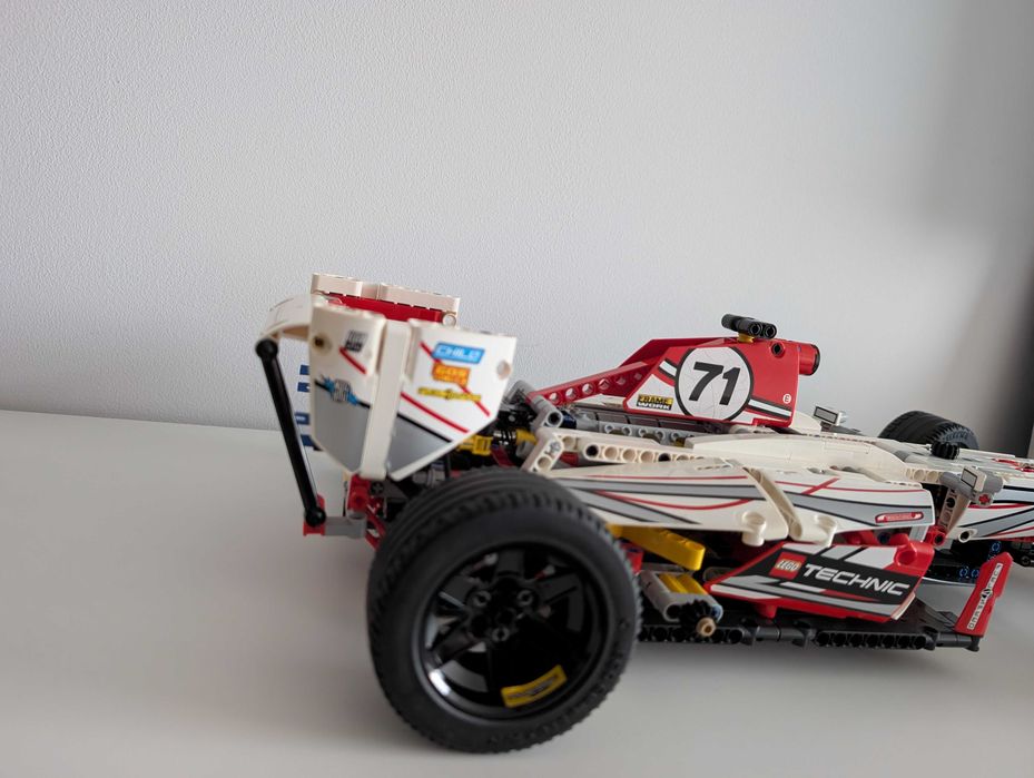 Lego Technic 42000 - Grand Prix Racer
