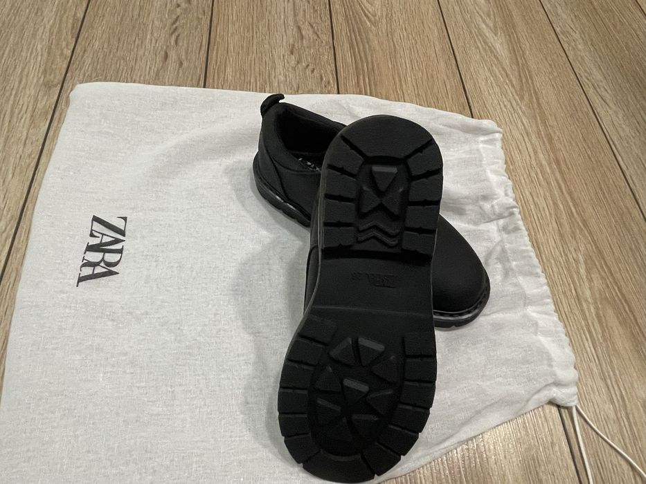 Обувки за момче