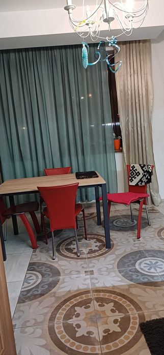 Дава се под наем Тристаен апартамент в София, Център - 120 кв.м за 867 € - Снимка #2