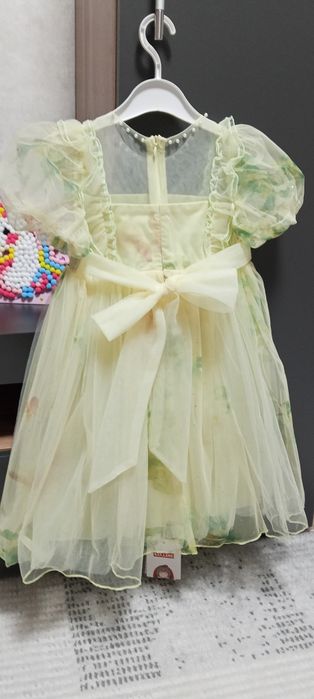 Нарядные платья 2-6 лет