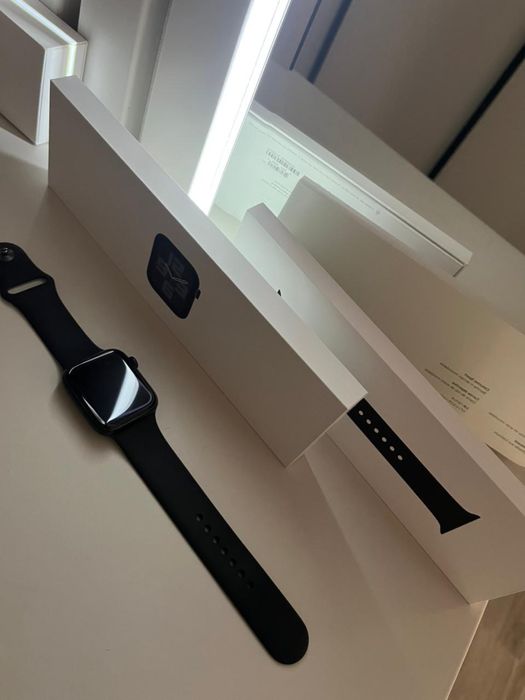 Apple Watch se 2023 , 44mm