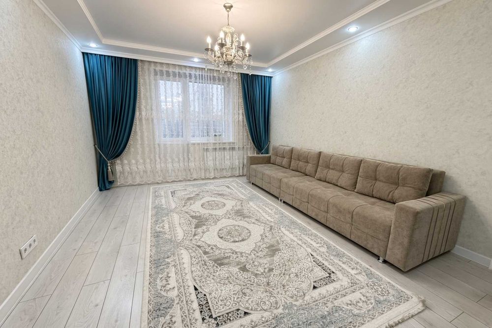 3-шка у Bolashaq Saraiy