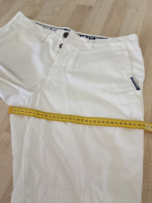 Pantaloni Superdry ca noi