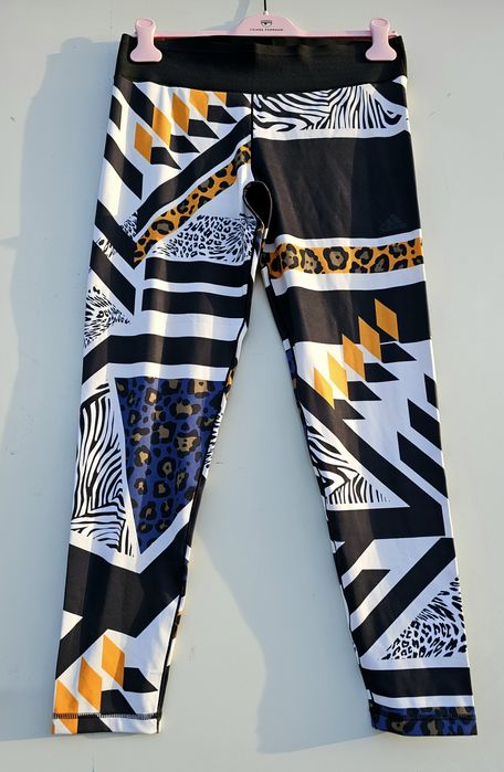 Adidas оригинален дамски клин Л размер