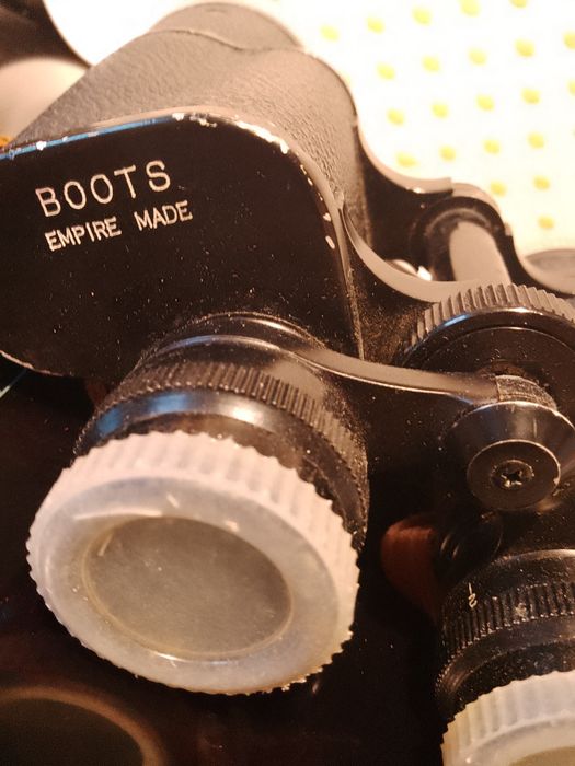 Бинокъл с каишка