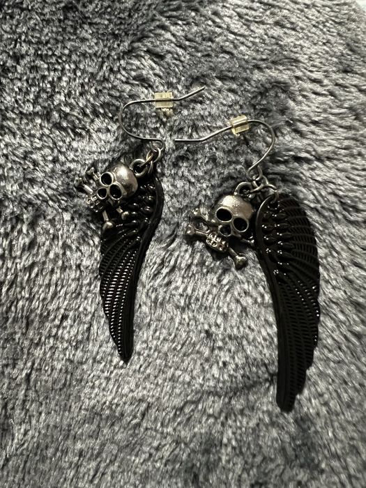 Обеци за повод или всеки ден