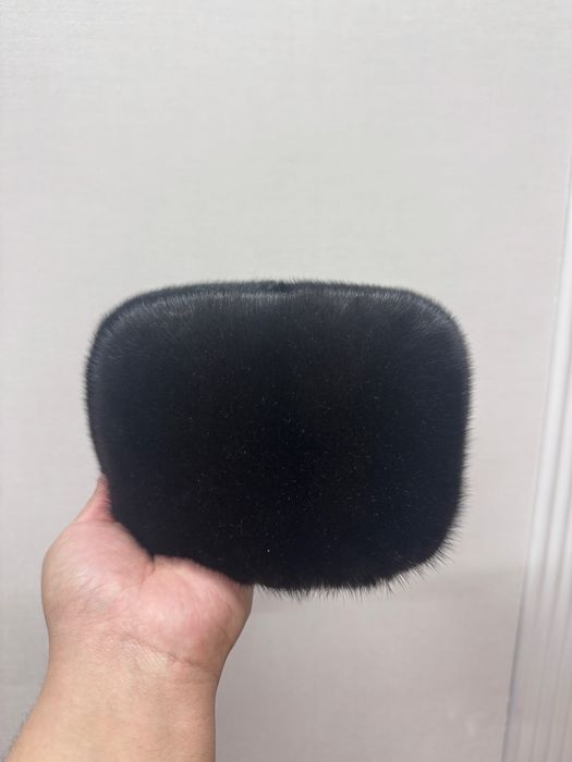 Продам норковые шапка новый