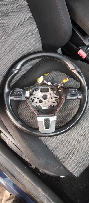 Волан с пера VW Passat 7 Комби - 3C8 419 091 BF