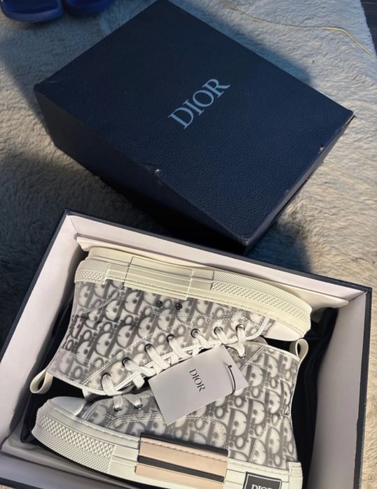 Dior b23 premium