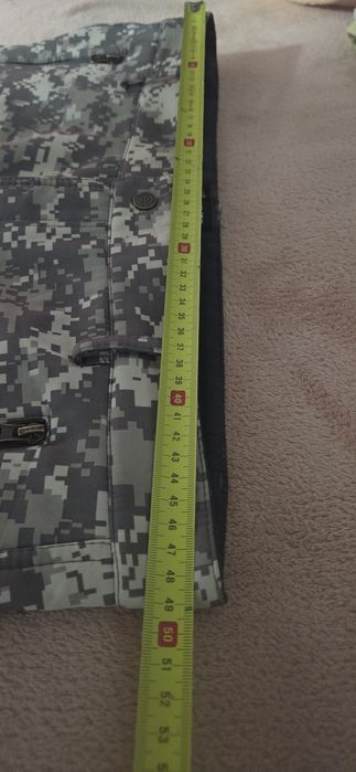 Pantaloni barbati camuflaj
