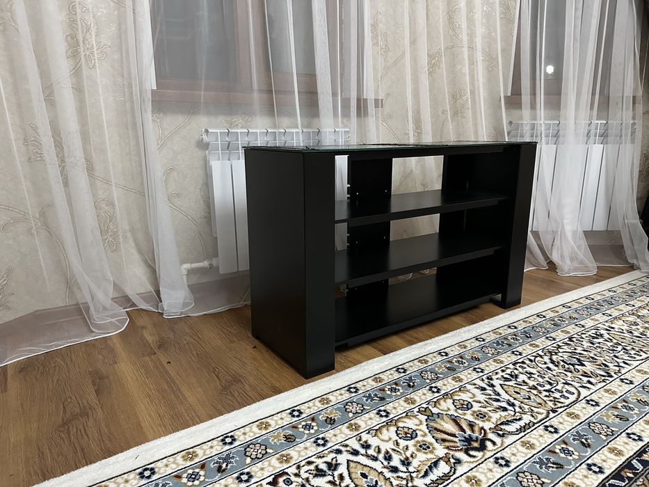 Продается подставка для телевизора