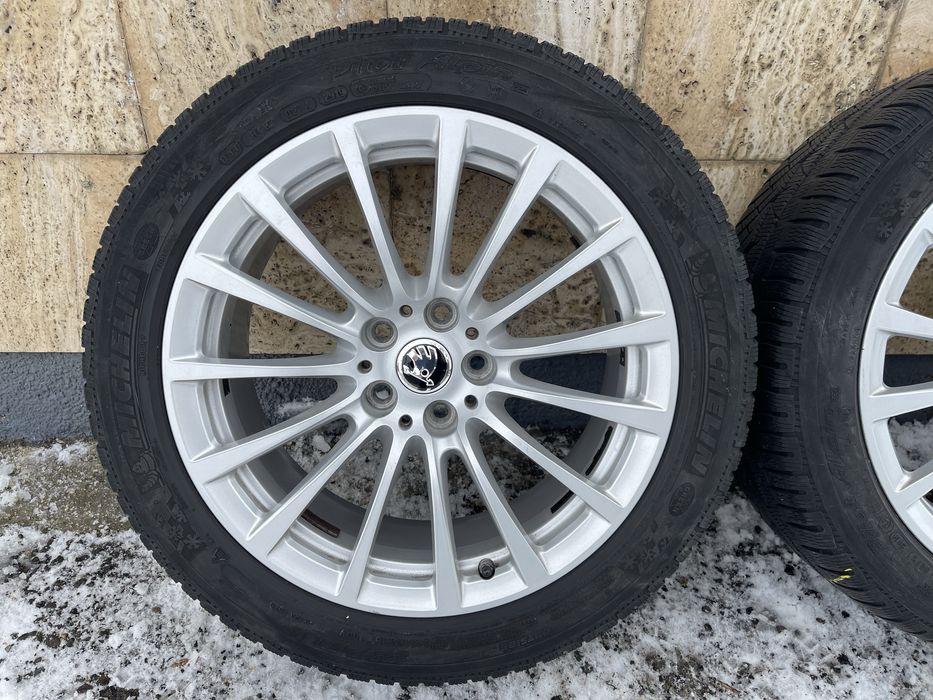 Jante Roți R18 Skoda Superb3 Scout Audi A6 VW Passat B8 Arteon 245 45