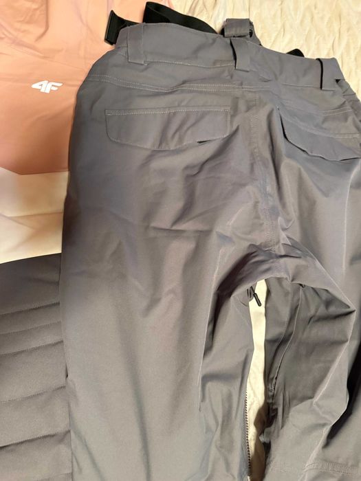 Costum schi damă 4F NeoDry 8000 – geacă + pantaloni – M (38–40)