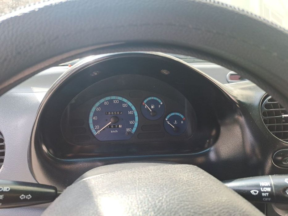 Srochna Matiz sotiladi