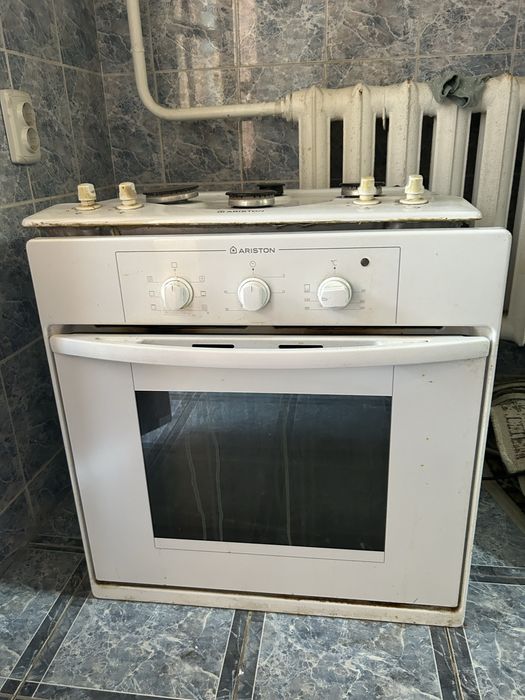 Духовой шкаф Ariston