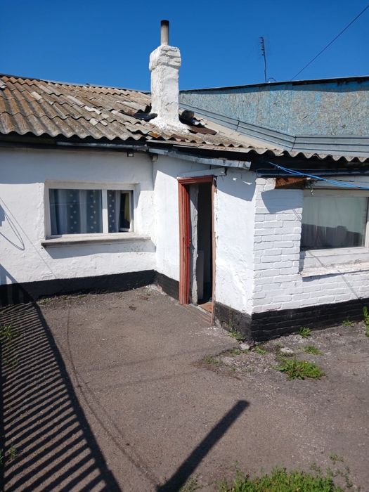 Продам дом , срочно , карьер !