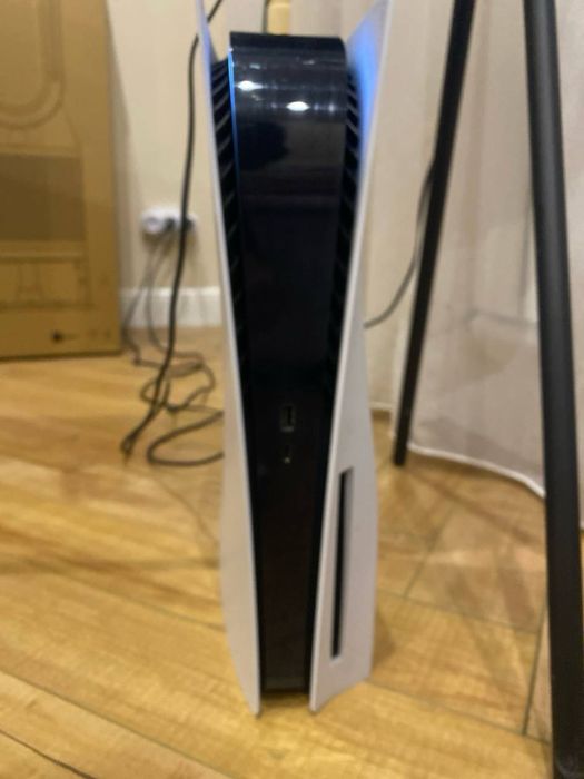 Play Station 5 slim 1tb